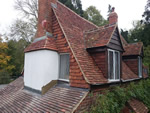 Hand made clay tile roofing in the New Forest from Harris Roofing Limited.